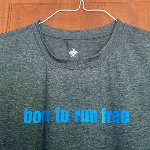 Brand - Rabbit - men’s short sleeve running shirt - size large - like new